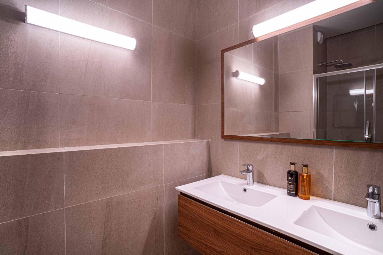 135 - Urban Five Star Apartment In Center Of Paris Extérieur photo